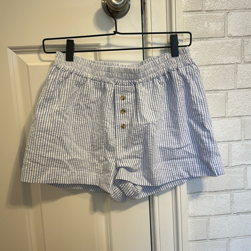 Urban Outfitters Linen boxer shorts (Blue and white striped)